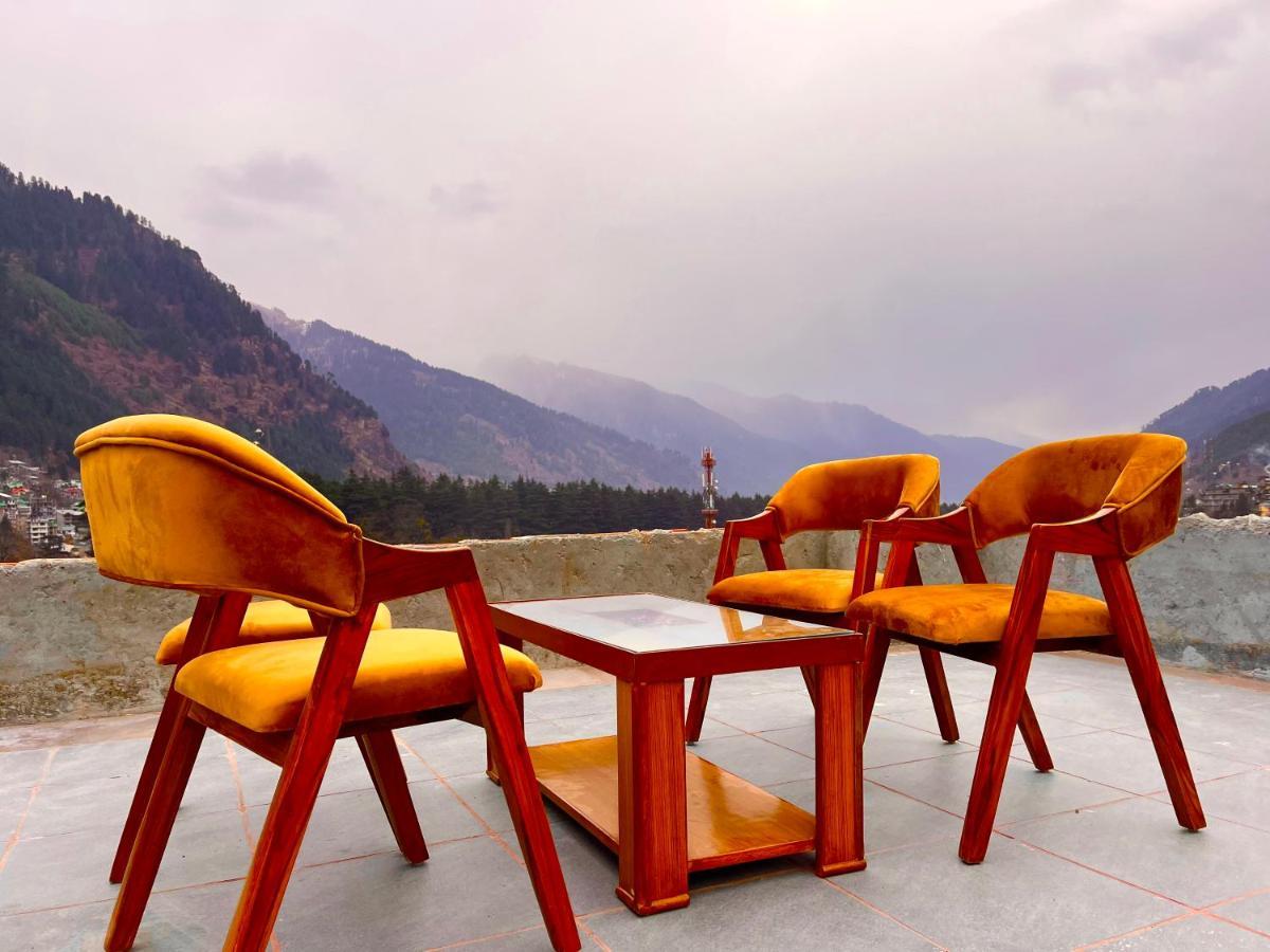 Le Green Resort, Mall Road Manali Buitenkant foto