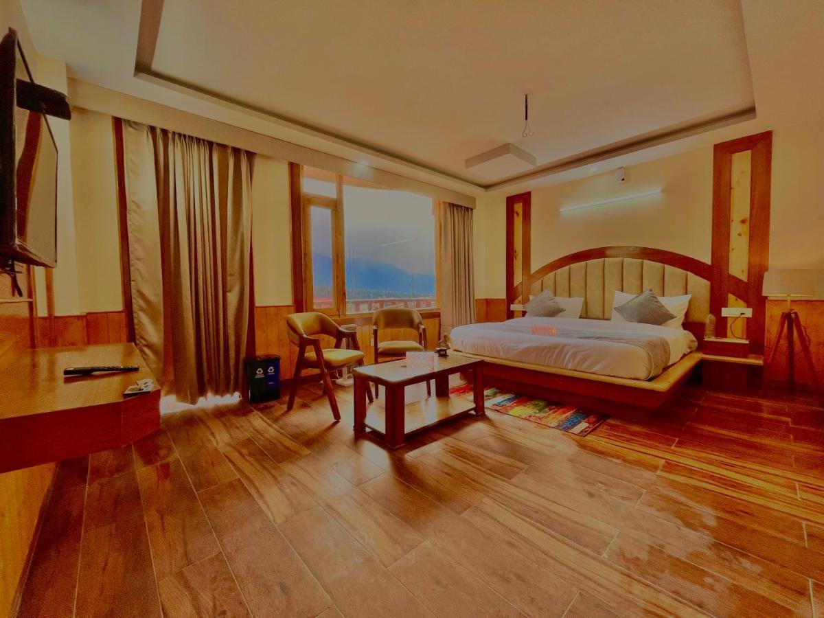 Le Green Resort, Mall Road Manali Buitenkant foto