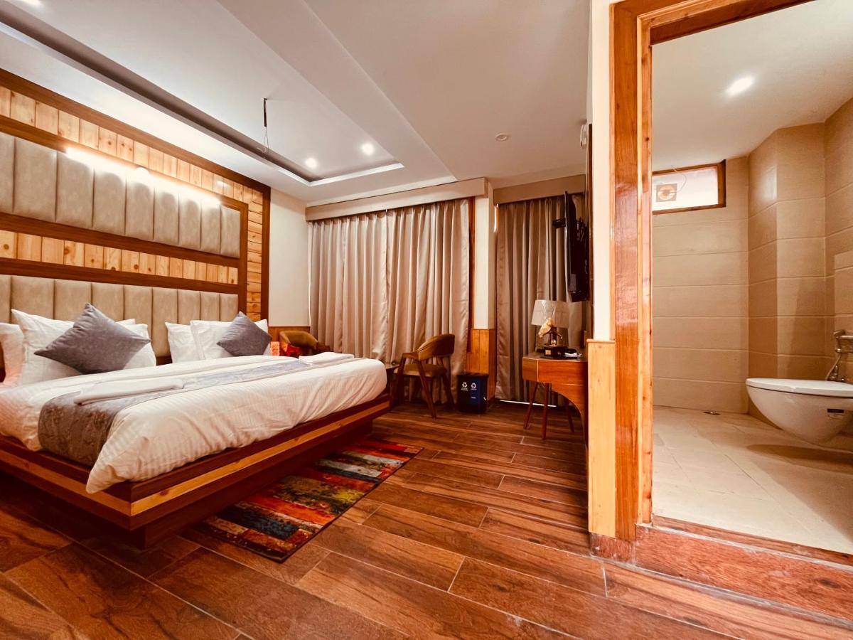 Le Green Resort, Mall Road Manali Buitenkant foto